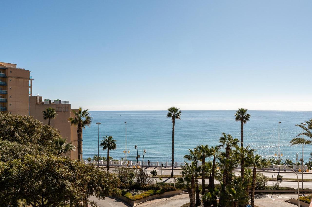 Benalmadena Beachfront Retreat Big Balcony And City Sea Views Lejlighed Eksteriør billede