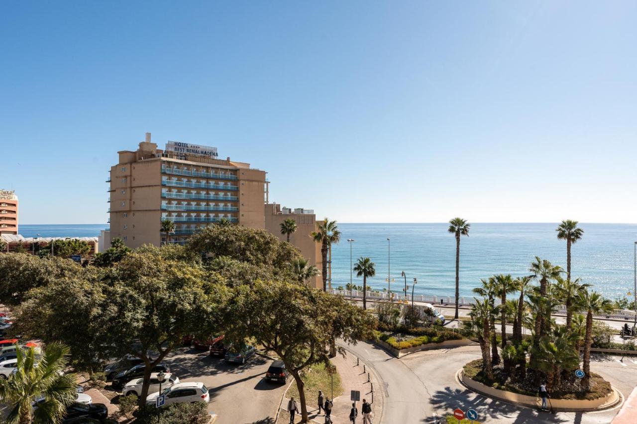 Benalmadena Beachfront Retreat Big Balcony And City Sea Views Lejlighed Eksteriør billede